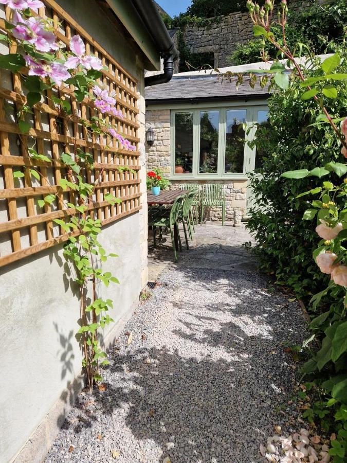 Lovely Property In The Heart Of Somerset, Sleeps 9 Shepton Mallet Bagian luar foto