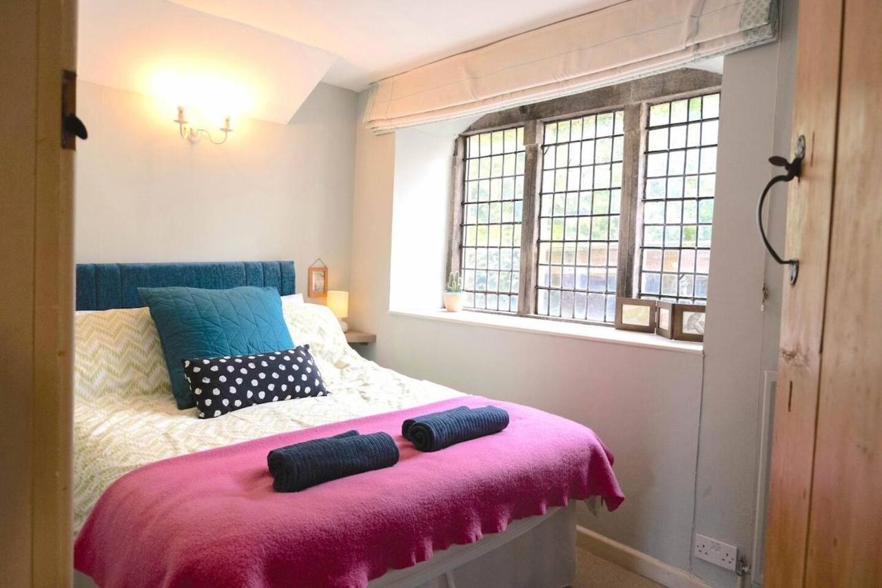 Lovely Property In The Heart Of Somerset, Sleeps 9 Shepton Mallet Bagian luar foto